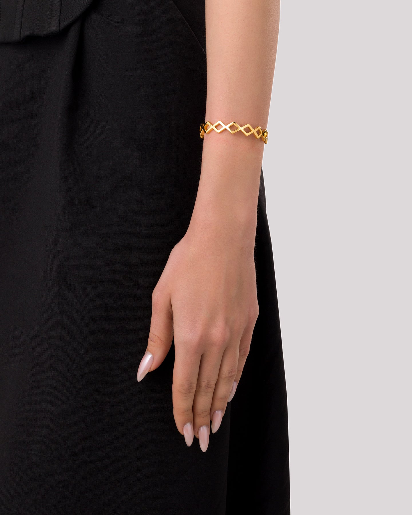 EverBond Bangle - Gold - KAREN WAZEN